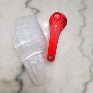 Tupperware Measuring Spoons and Scoops